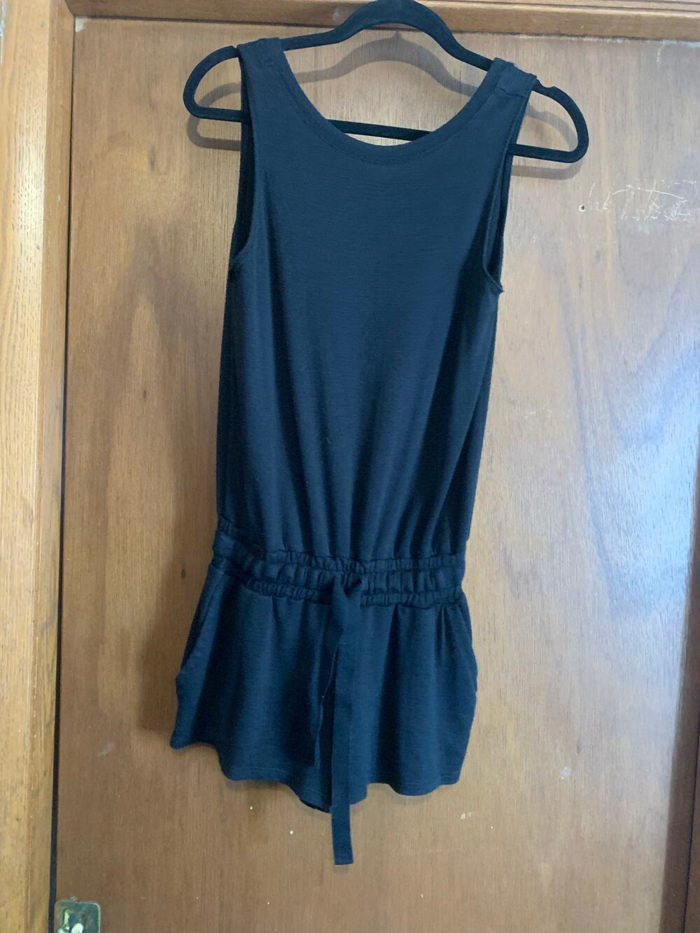 Wilfred Free Aritzia Black Romper Sleeveless Elastic Waist Drawstring XXS